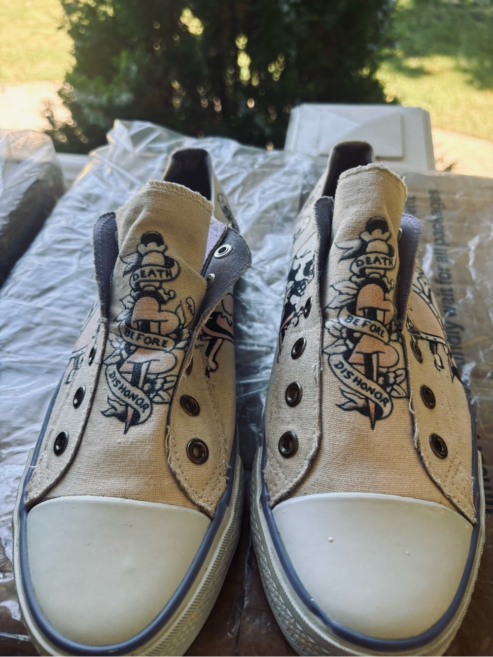Rouge Helium Beige Canvas Kids Sneakers with Tattoo Graphic